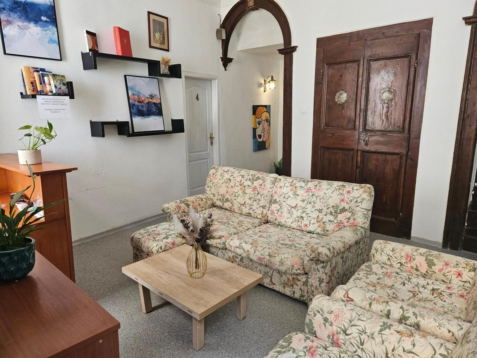 Castello Hostel Dubrovnik Buitenkant foto
